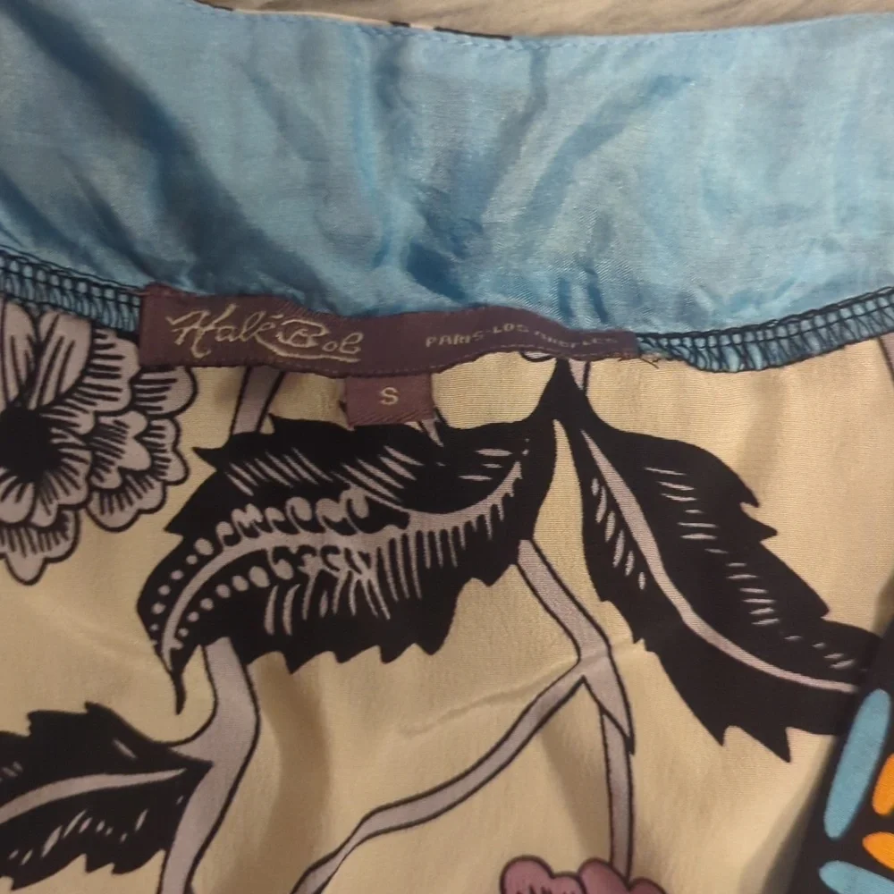 100% silk top - Picture 2 of 3